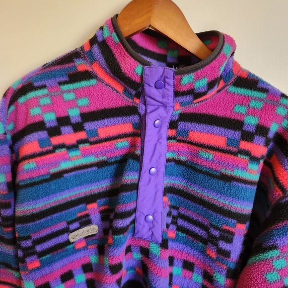 Colorful Patterned Pullover Sweater - Picture 6 of 8